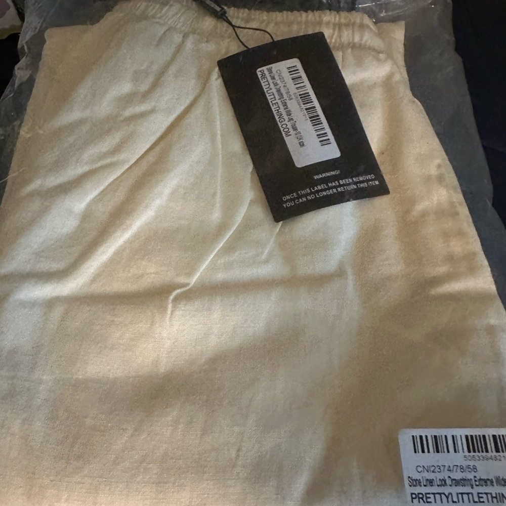 NWT Pretty Little Thing Stone Linen Wide Leg Trouser - Size 6 - Picture 2 of 2